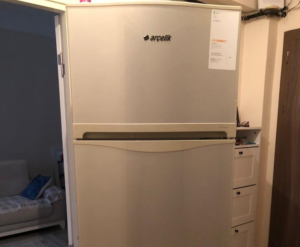İyi durumda arçelik buzdolabı iki kapılı ve nofrost 2500 TL